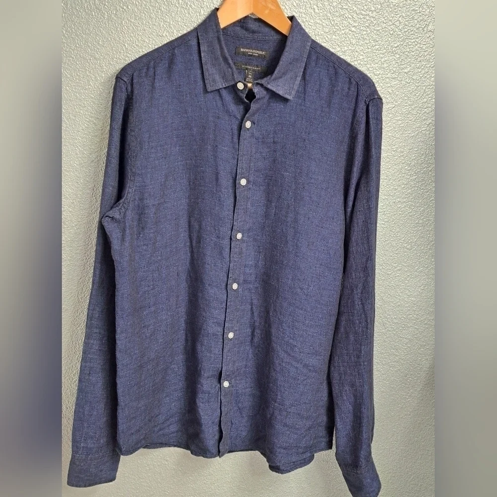 Banana Republic 100% Linen Navy Blue Untucked Shirt